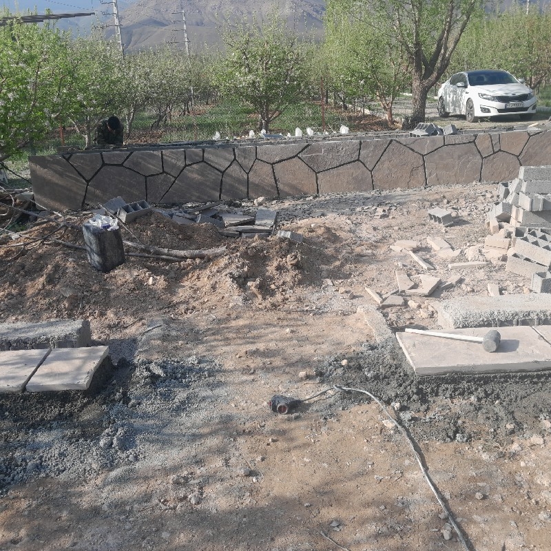 اجرای سنگ لاشه باغ