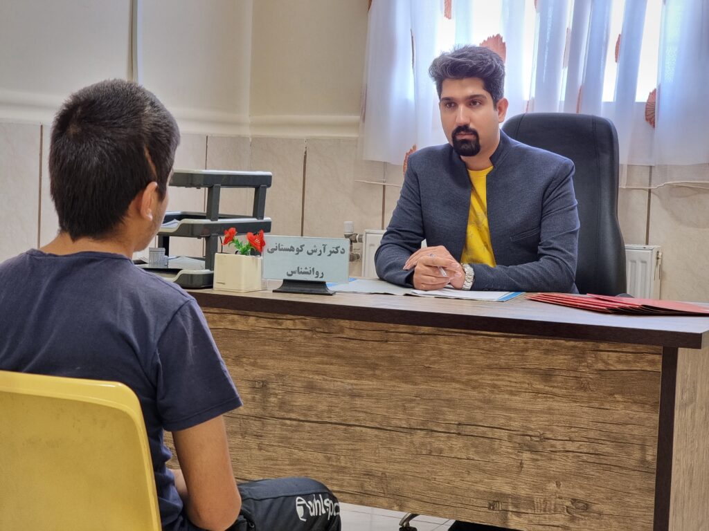 دکتر آرش کوهستانی