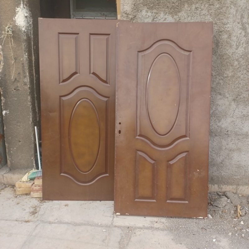 درب چوبی اتاق
