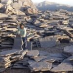 اجرای سنگ کف حیاط محوطه سازی درپوش پله